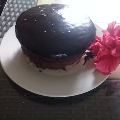 A picture of Molten chocolate cake.