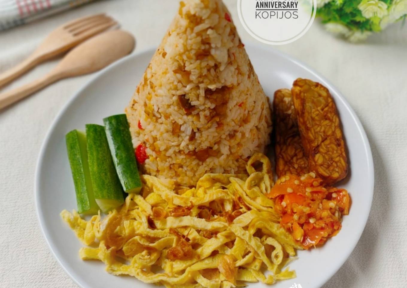 Tumini Tumpe (Tumpeng Mini Tutug Tempe)