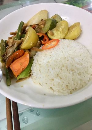 Hình của món Rau củ kho chay với tương hột.