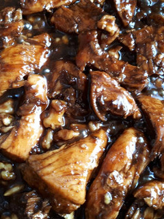 Una foto de Pollo rum&coke