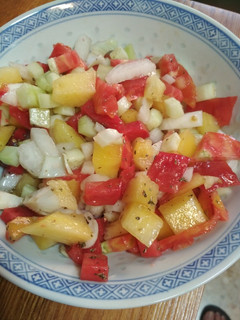 Una foto de Ensalada de sandía amarilla
