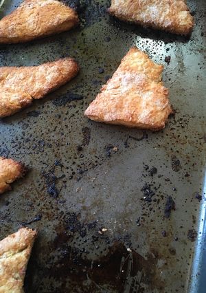 A picture of Cream scones.