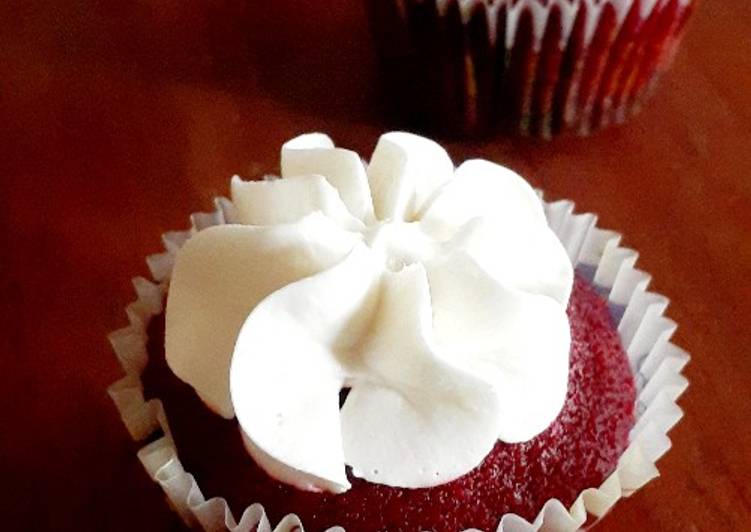 Super Moist Redvelvet Cupcakes