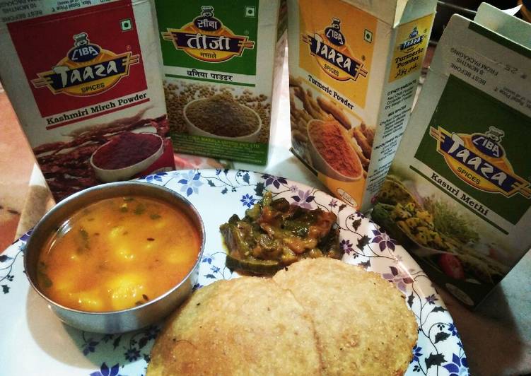 Recipe of Super Quick Poori aalu &amp; khatti meethi kaddu sabzi