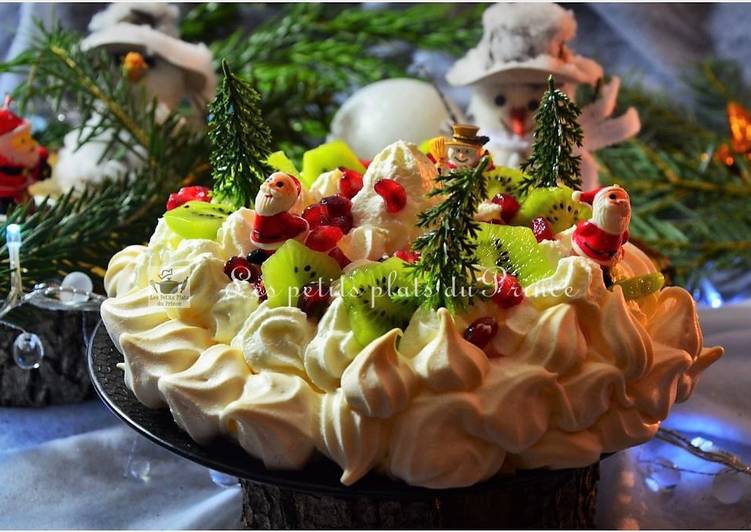 La façon simple de faire des recettes Pavlova de Noël Délicieux garanti