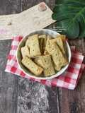 Oatmeal Oregano Crackers