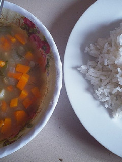 Una foto de Rica sopa de lentejas