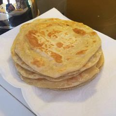 A picture of Simple chapatis.