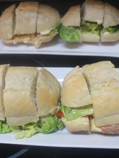 Una foto de Bocadillos de melva y atún