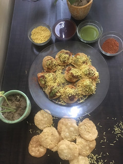પાપડી ચાટ (Papdi Chaat Recipe In Gujarati) રેસીપી મુખ્ય ફોટો