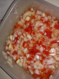 Una foto de Mí salsa criolla