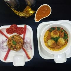 A picture of Cheesy Stuffed panner kofta.