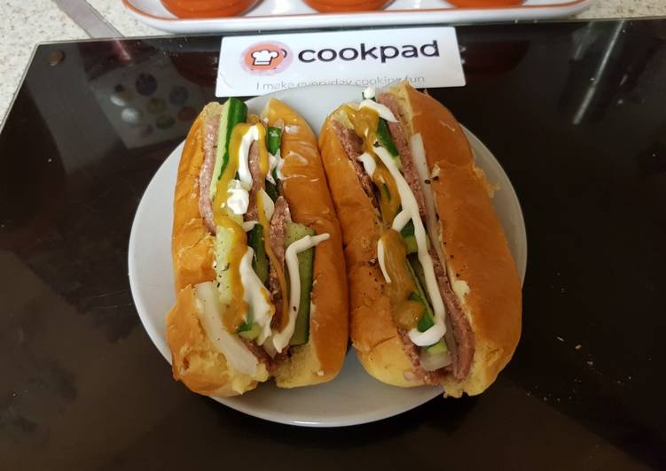 Simple Way to Make Quick My Hot Dog Bun Sandwich.🙄