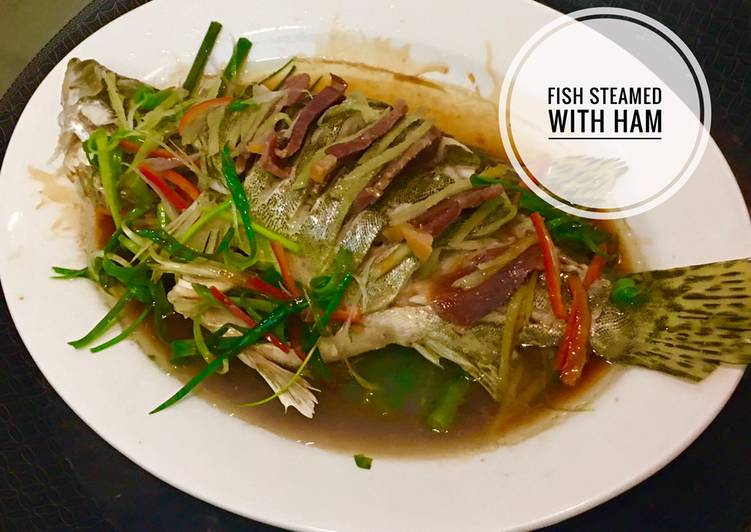 Langkah Mudah untuk Menyiapkan Steamed fish with ham, Lezat