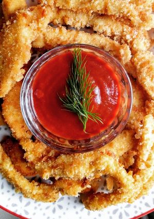 Foto di Straccetti di pollo panato con salsa ketchup homemade