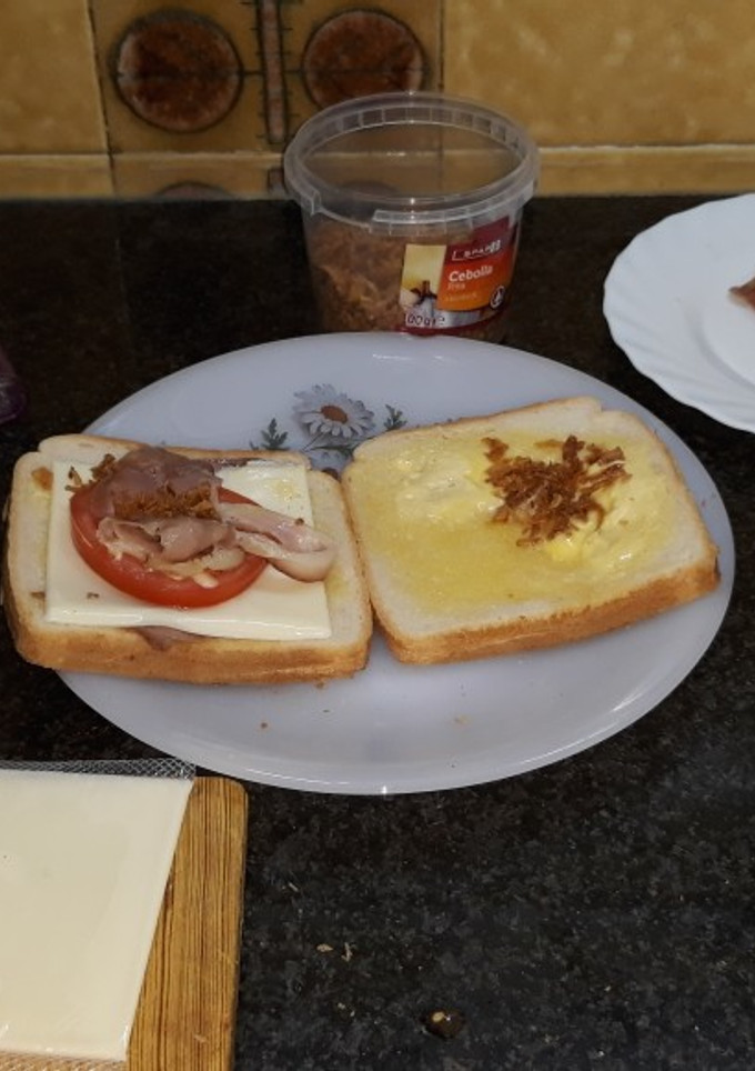 Una foto de Sándwich de bacon, en base a la receta de Marta Alvin