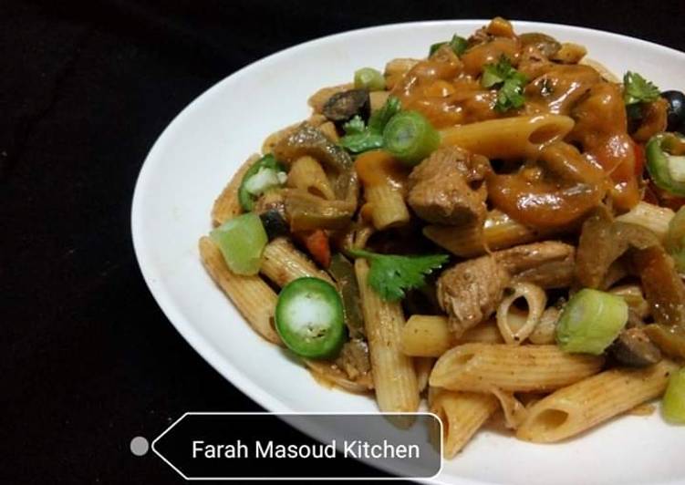 باستا فاهيتا الدجاج