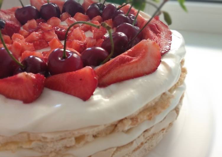 Tort Anna Pavlova Poshagovyj Recept S Foto Avtor Recepta Madina Dossalina Cookpad