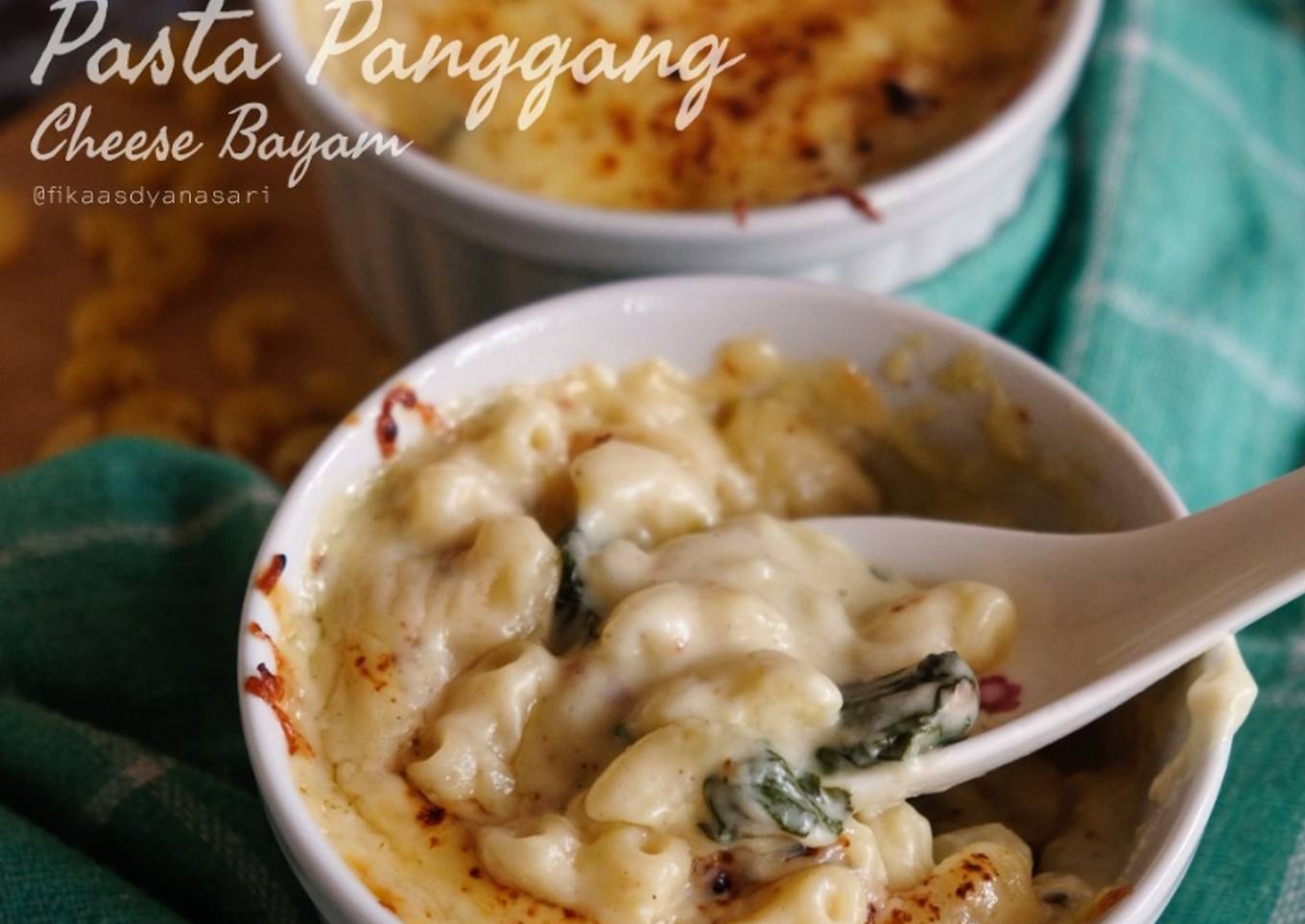 Pasta panggang cheese bayam