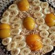 تارت الموز والخوخ الفاخرة