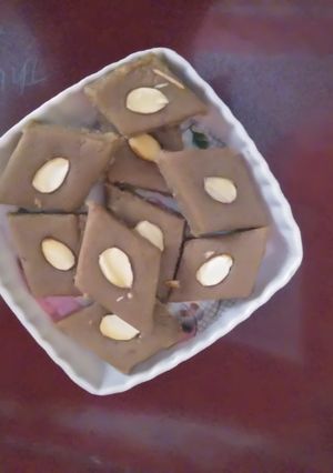 A picture of Chocolate barfi.