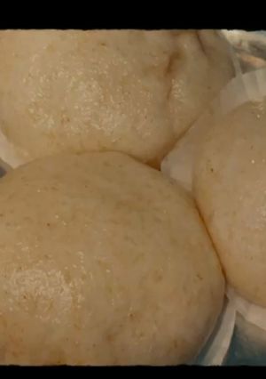 Hình của món Bánh bao nguyên cám nhân ức gà (eatclean).