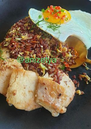 Foto resep Nasi Goreng Beras Merah Special