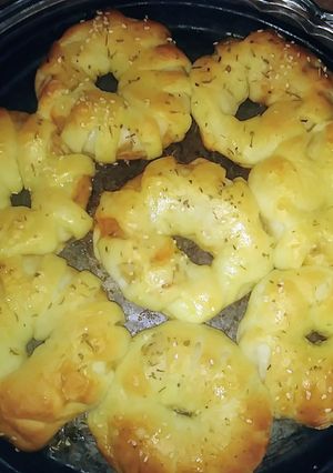 A picture of Pizza bread.