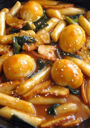 A picture of Topokki (Tteokbokki).