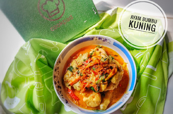 Langkah Mudah untuk Membuat Ayam kemangi bumbu kuning Menu Enak Dan Mudah Dibuat