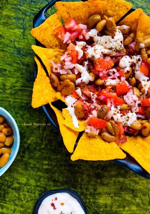 A picture of Cheesy Mexican Nachos.