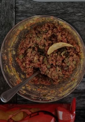 Una foto de Tartar de Fuet