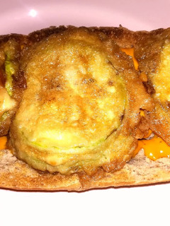 Una foto de Tostada con calabacín