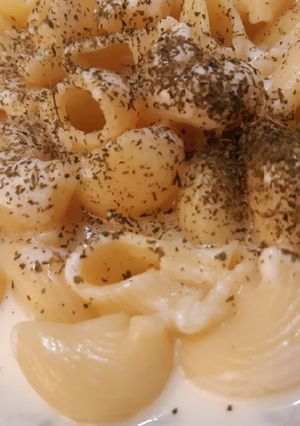 صورة لوصفة معكرونة باللبن مع الثوم والنعناع 😋❤