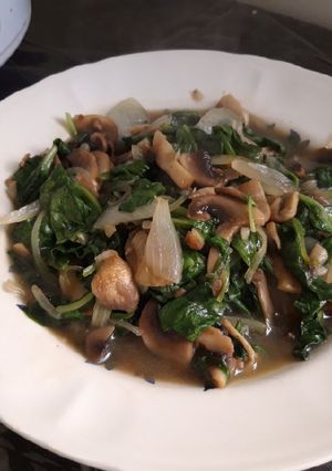 Foto resep Tumis bayam & jamur