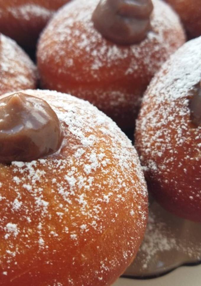 Пончики с кремом