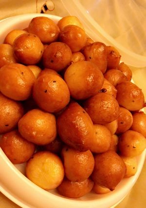 صورة لوصفة لقيمات طريقة ام نايف