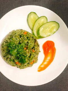 Hình của món Cơm chiên thảo mộc - 90 ngàn 3 món chay chanh sả :).