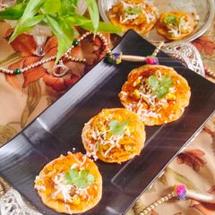 Oats Uttapam 😋(small oats uttapam) A picture of Oats Uttapam 😋(small oats uttapam).