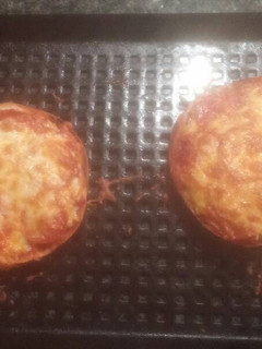 A picture of Pizza Bagels.