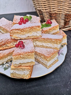 Túrós pite recept fotója