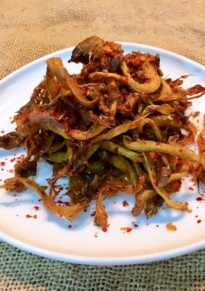 Hình của món Khô nấm bào ngư sả ớt.