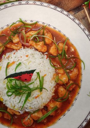 A picture of Sweet and sour chicken.