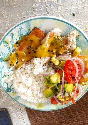 Una foto de Pechuga en salsa de maracuyá