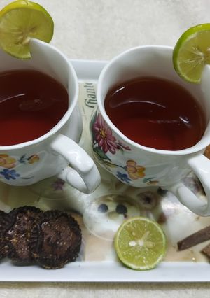 A picture of Cinnamon Lemon Ginger Tea.