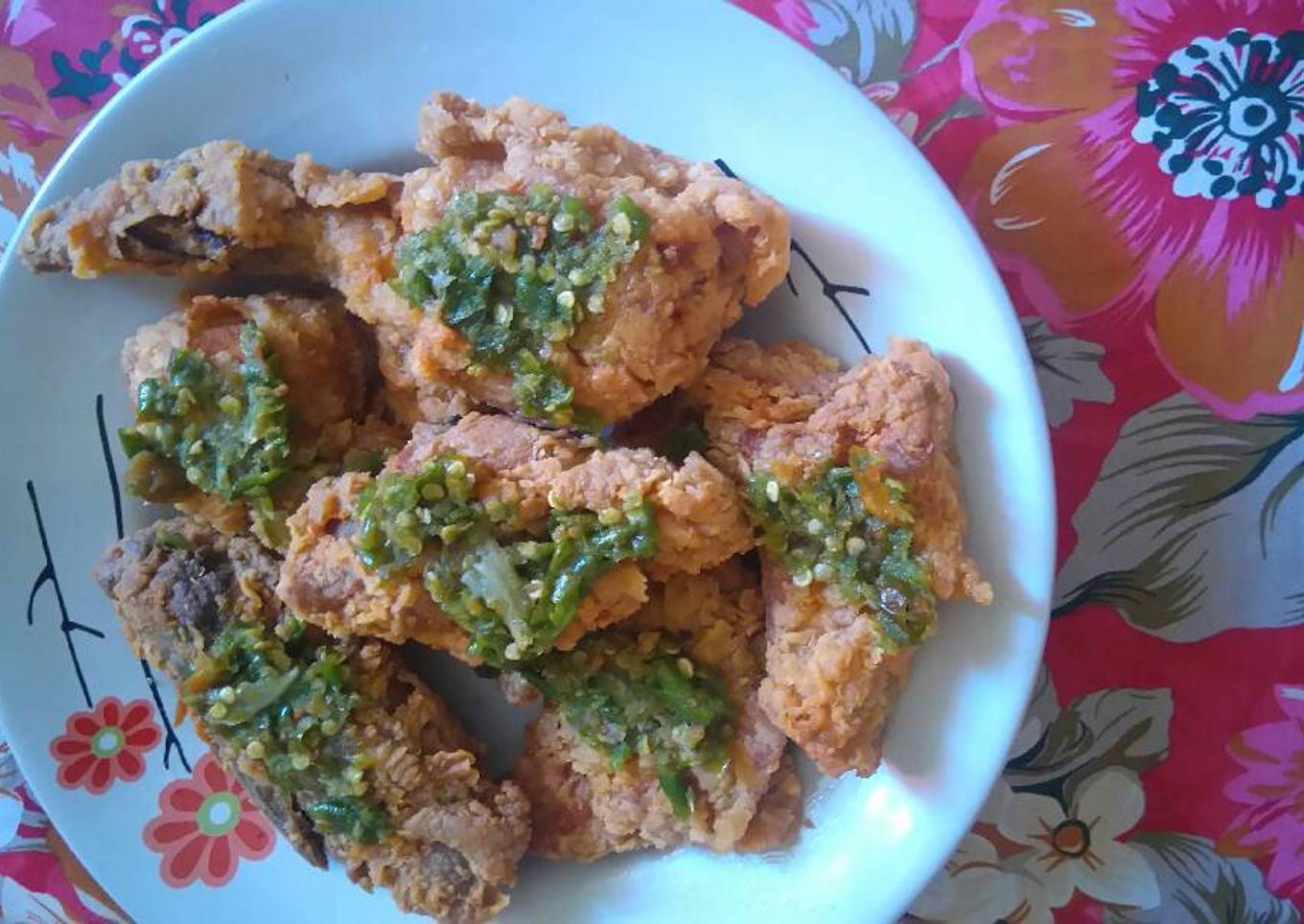 Resep Ayam geprek sambel ijo ala2 yang Lezat