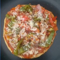 A picture of Homemade PAN PIZZA.