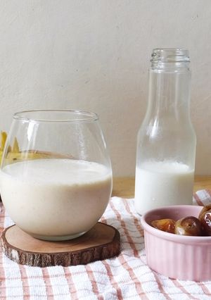 Foto resep Sukmapi, susu kurma pisang | banana milkshake with dates