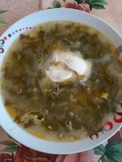 O poză a rețetei Ciorbă de salată verde 2021.