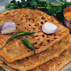 A picture of Peas Paratha.